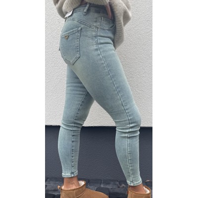 Jeansy skinny